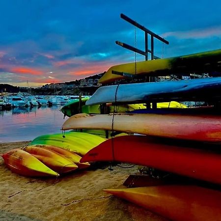 Апартаменты 1Ra Linea Platja De Sant Feliu Сан-Фелиу-де-Гишольс Экстерьер фото